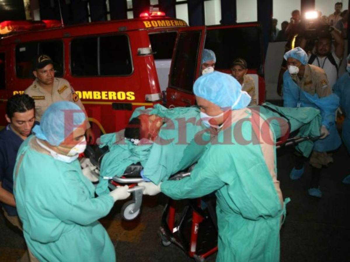 Bomberos que resultaron quemados en incendio en La Montañita están delicados de salud