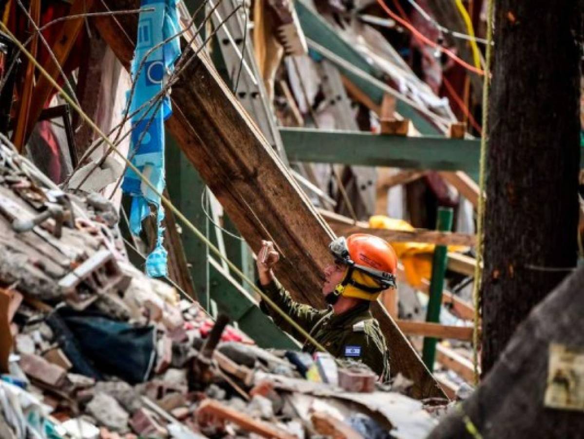 Se reanudan labores de rescate en Ciudad de México tras un nuevo sismo