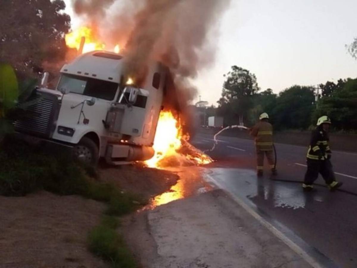 Contenedor con al menos 500 sacos de café toma fuego en la CA-5