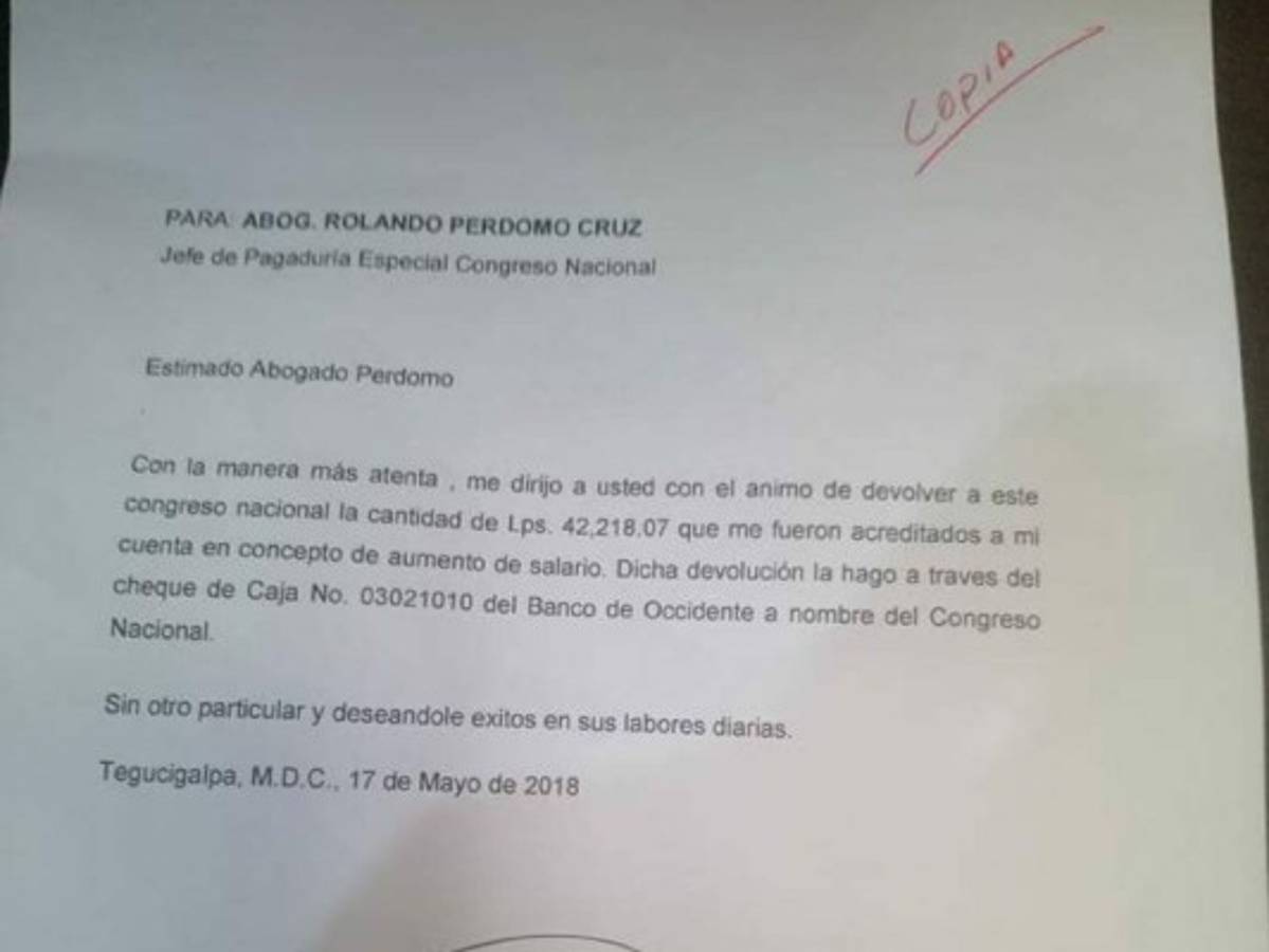 Solo seis diputados han devuelto el incremento salarial