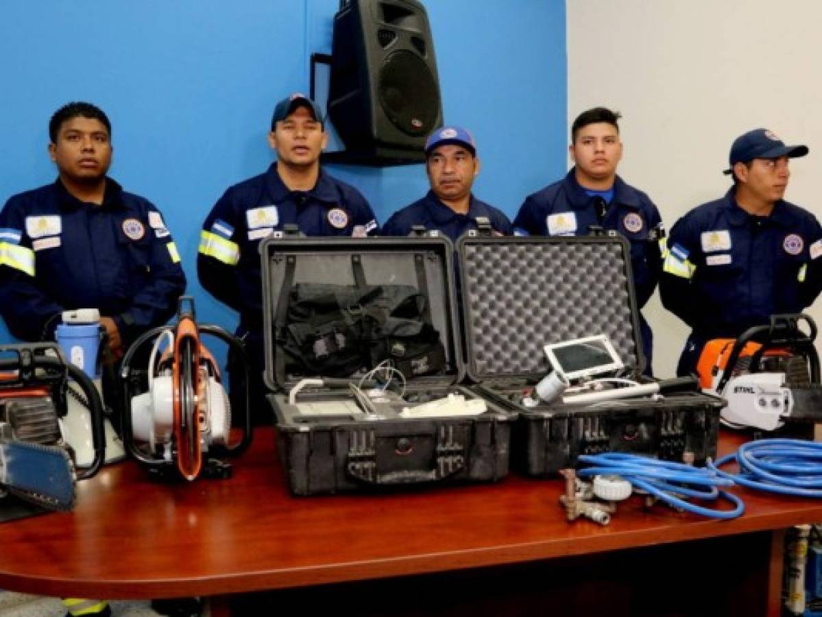 Rescatistas hondureños viajarán en las próximas hora a México