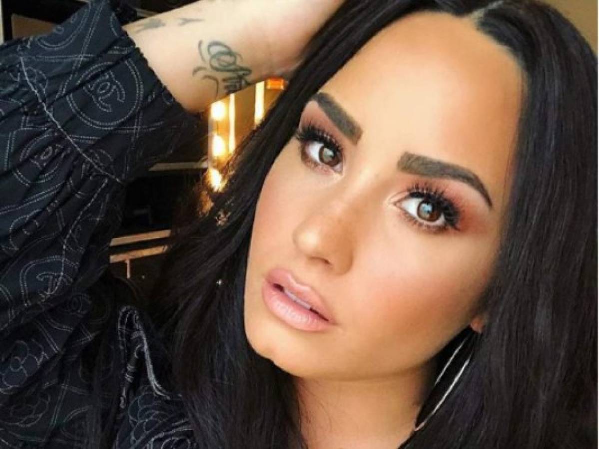 Demi Lovato sigue hospitalizada tras una semana de sufrir sobredosis