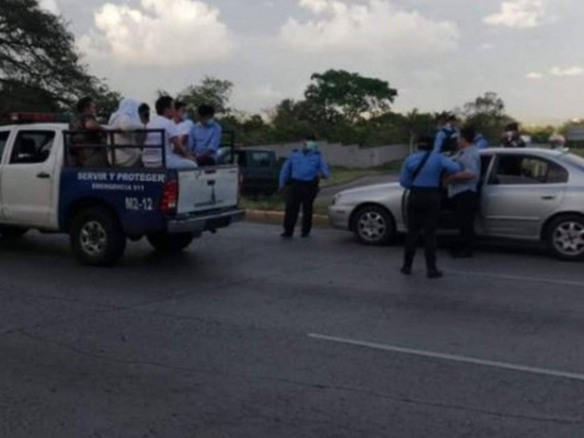 Detienen a deportados que se negaron a cumplir cuarentena en San Pedro Sula