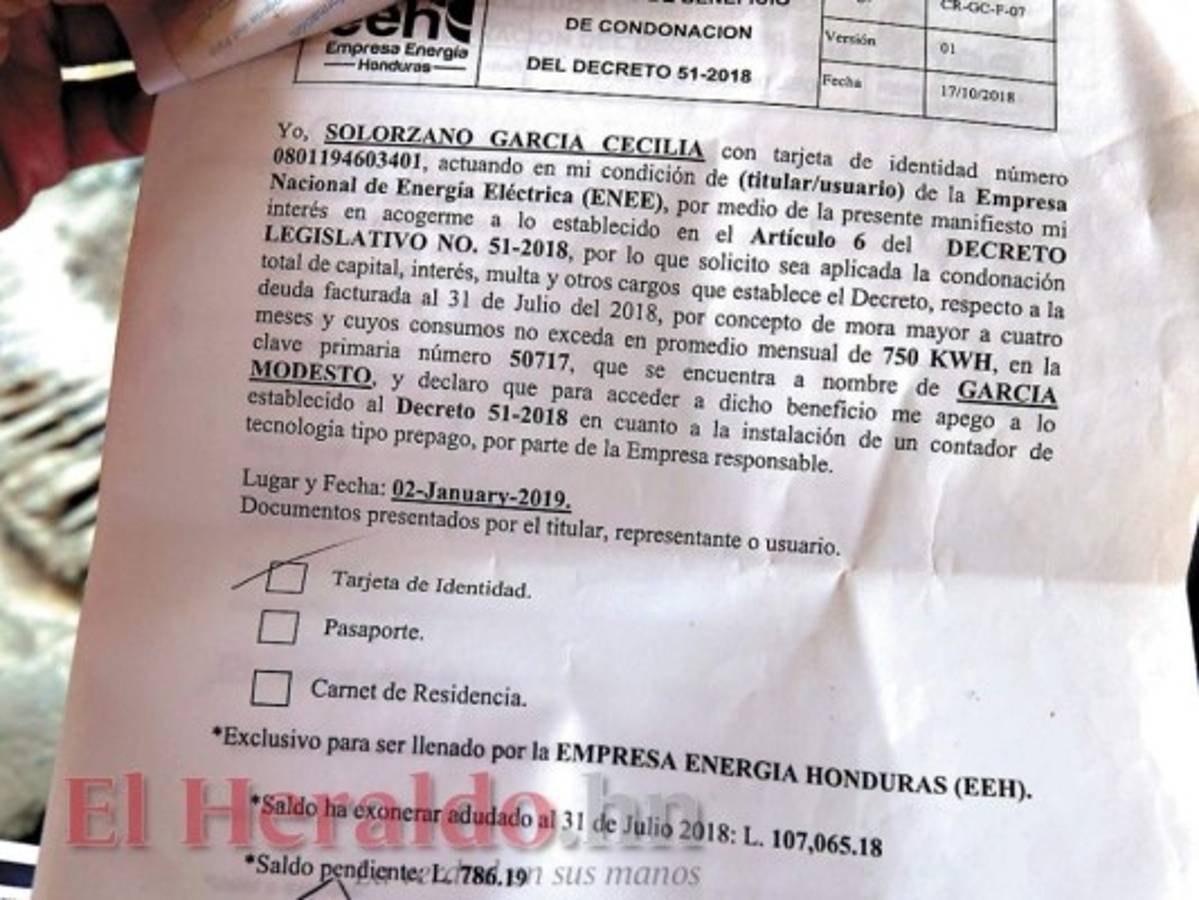 Gran parte de los reclamos en las oficinas de EEH son por las lecturas promediadas y por cobros excesivos en las facturas mensuales.