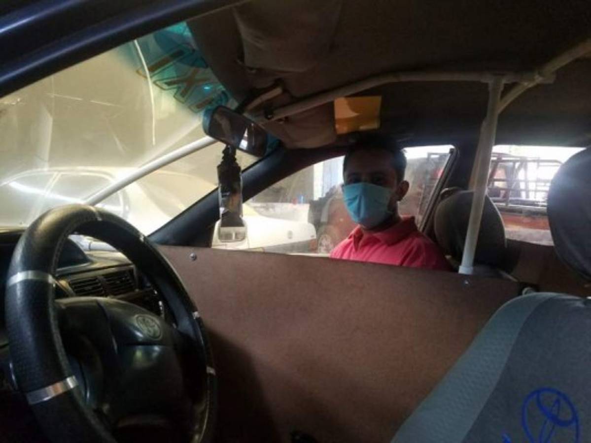 Entre el conductor y el copiloto tampoco habrá contacto.