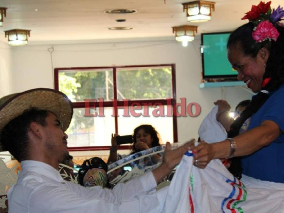 Llevando la danza folklórica de Honduras por Madrid