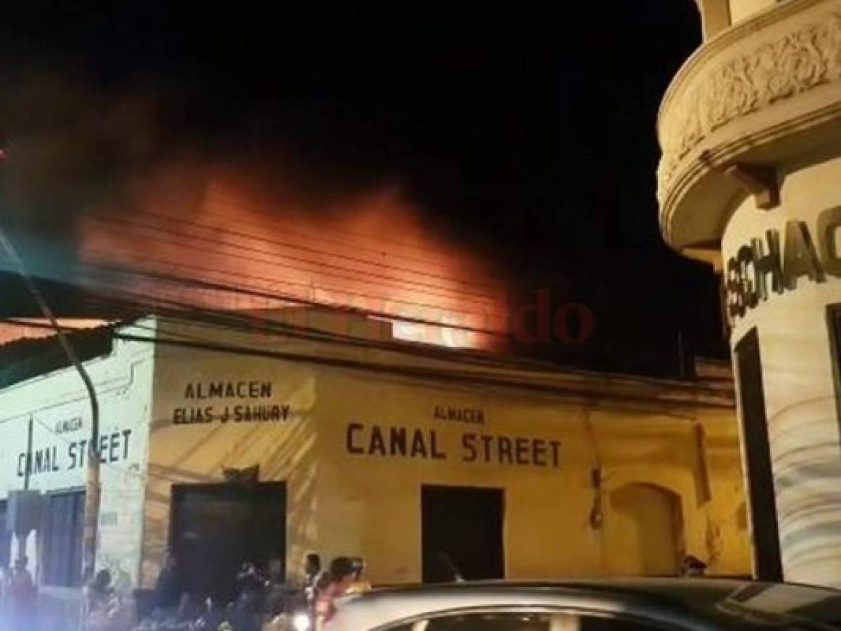 Un pavoroso incendio se registró este martes en el casco histórico de la capital de Honduras