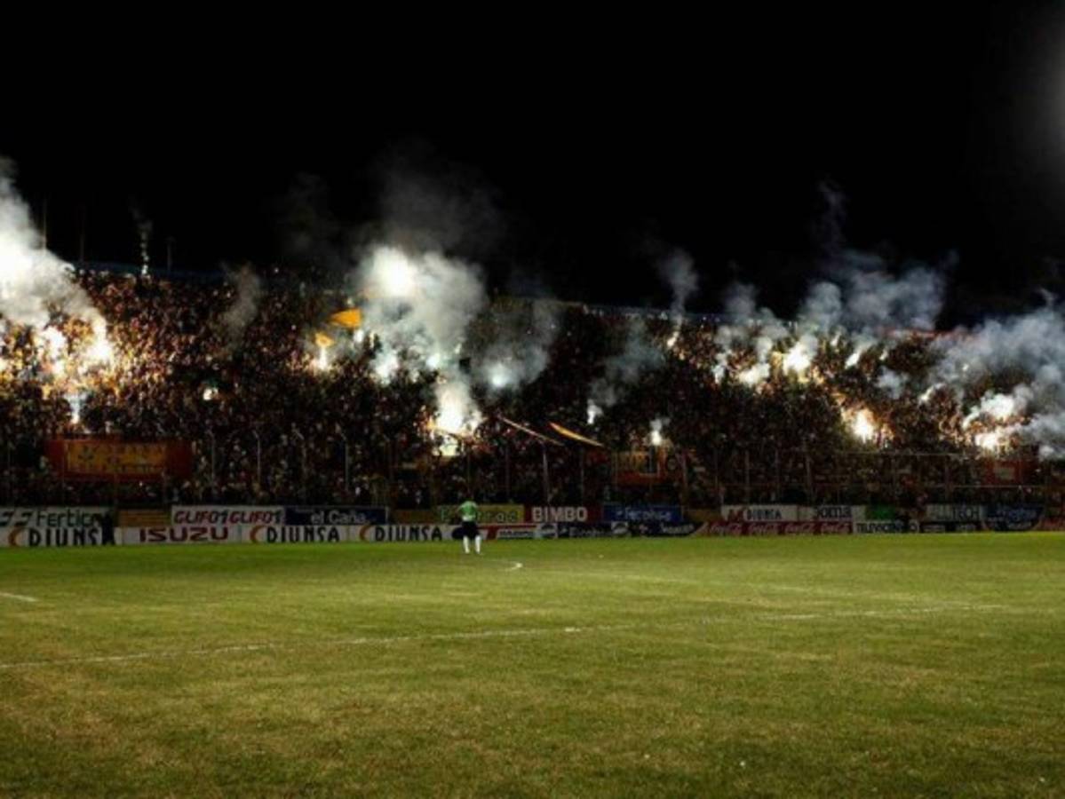Barra del Real España invita a mantener lazos de amistad con aficionados del Motagua