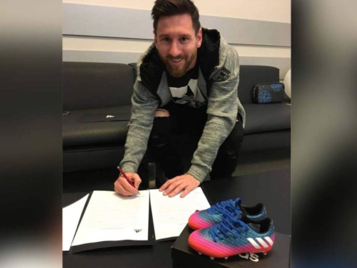Messi firma su renovación... con Adidas