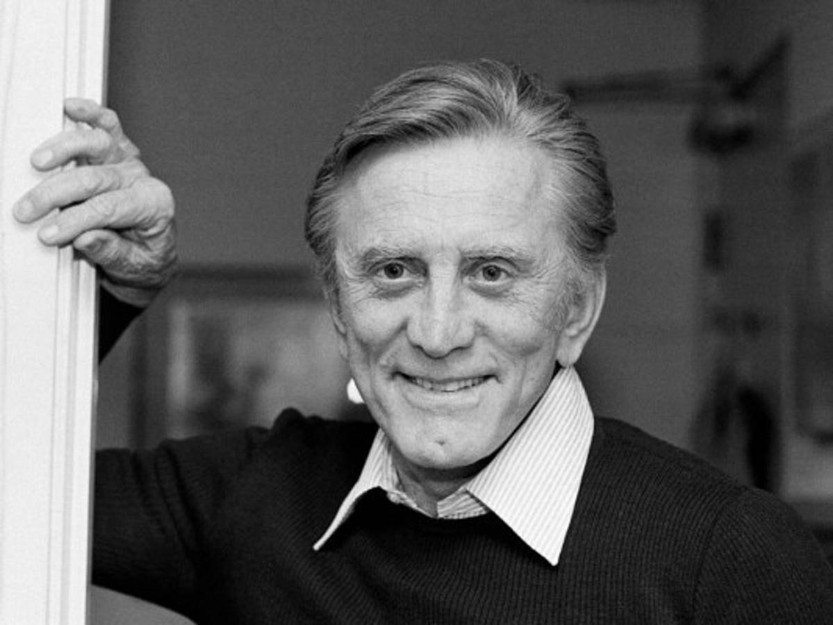 Un vistazo a la filmografía de Kirk Douglas