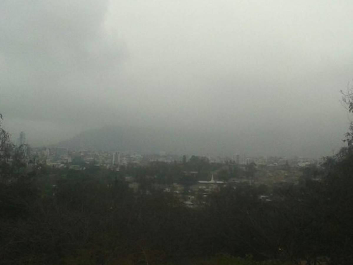 El actual frente frío que afecta al país es el sexto que se presenta en Honduras en lo que va de 2016 (Foto: Estalin Irias)