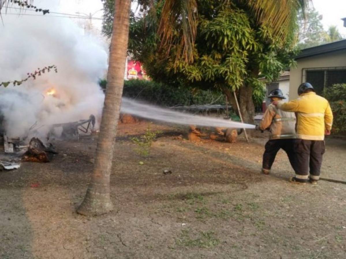 Rastra sufre accidente y luego se prende en llamas en La Lima
