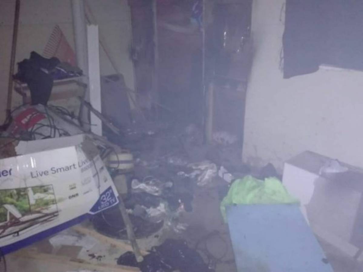 Con bomba molotov incendian canal de televisión en Danlí