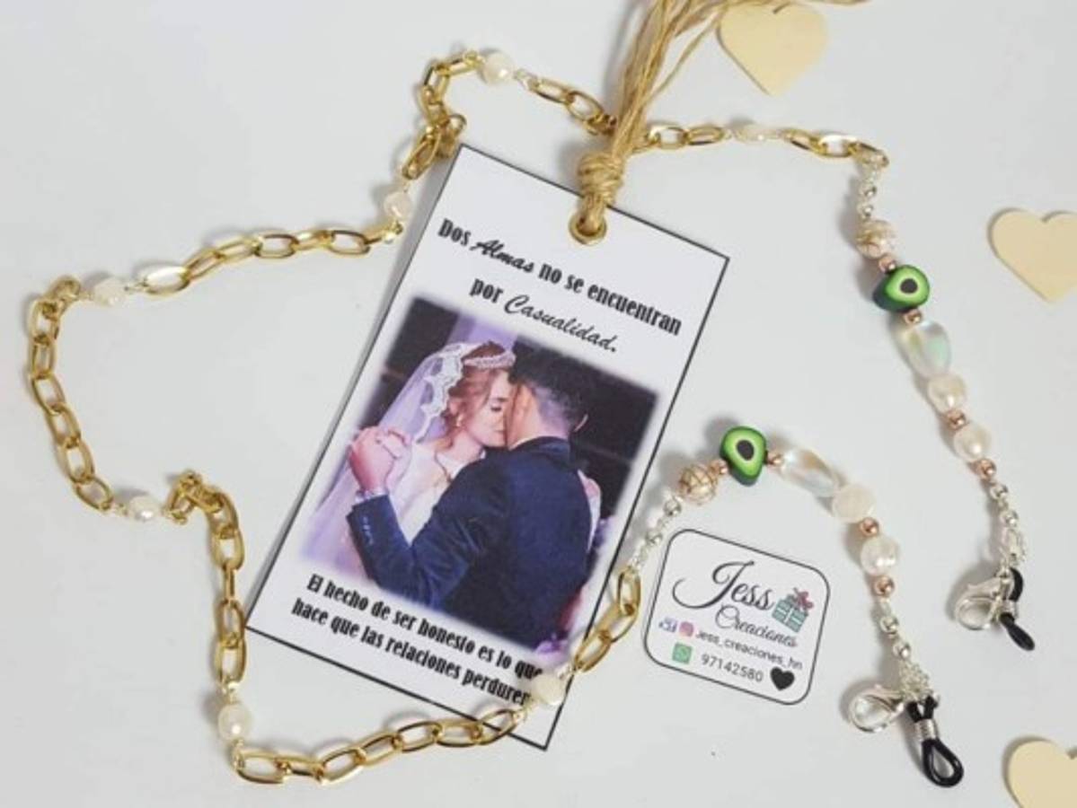 'Cada producto trato de personalizarlo lo más posible a la idea que desea transmitir la persona', explicó la hondureña. Foto: El Heraldo