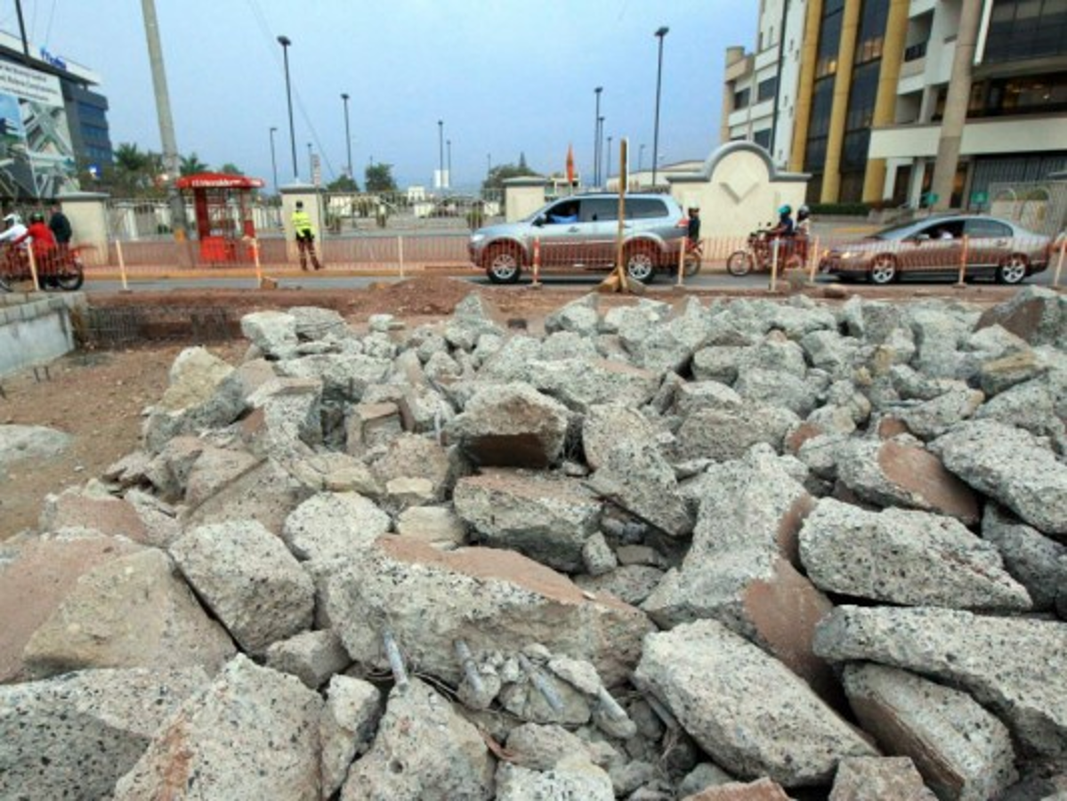 Investigan daños en bordillos y carril del ansiado Trans 450