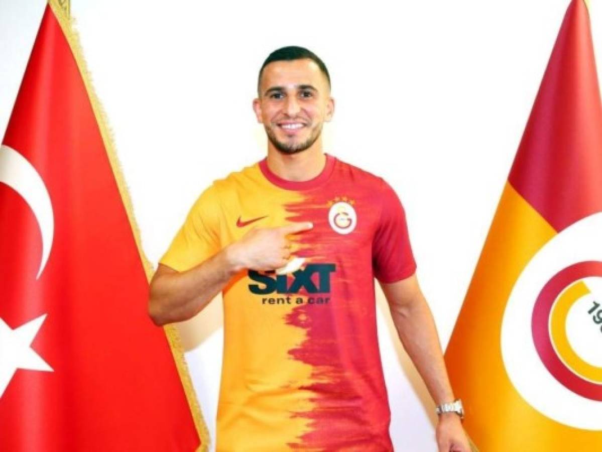 Un jugador del Galatasaray sufre daños en los ojos por fuegos artificiales