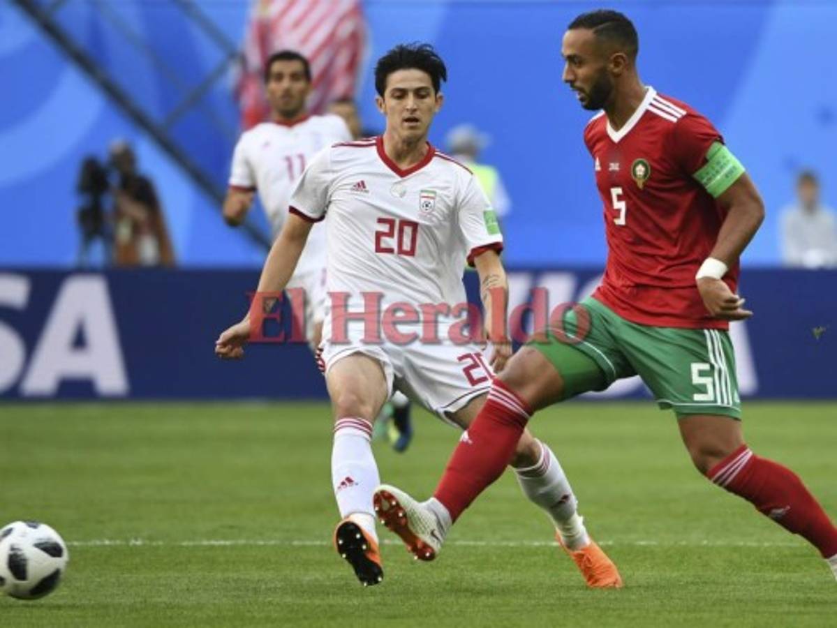 VÍDEO: Bouhaddouz de Marruecos le regala el triunfo a Irán con autogol