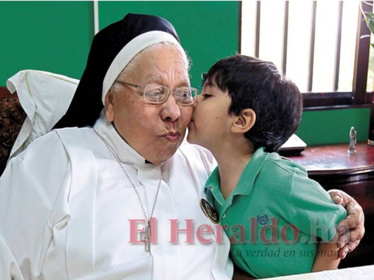 Salud de Sor María Rosa empeora tras sufrir coma hepático