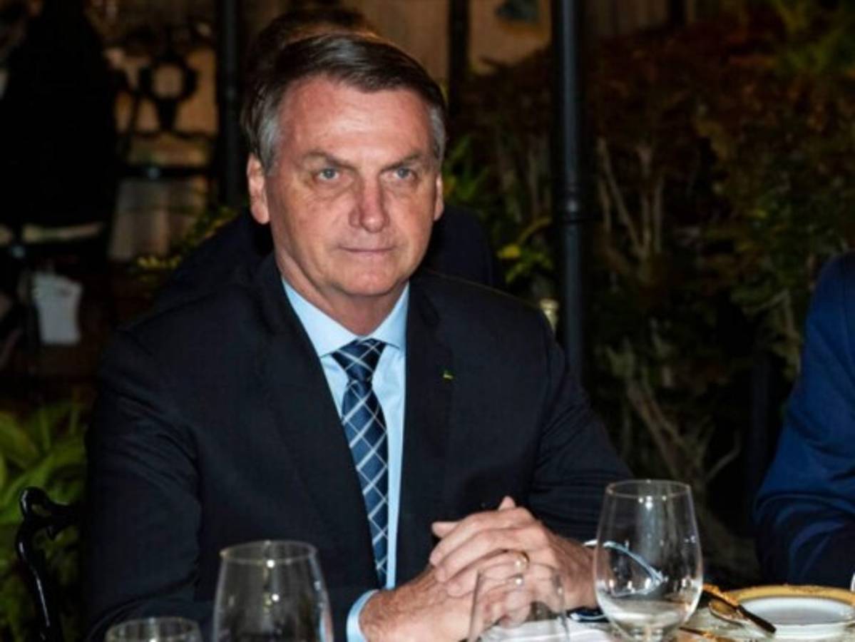 Presidente de Brasil, Jair Bolsonaro, dio negativo a coronavirus