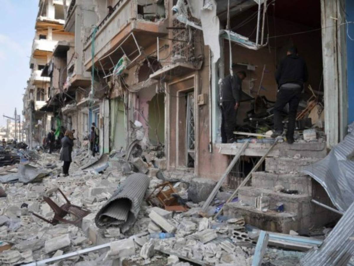 Reportan 33 personas muertas cerca de Damasco en manos del régimen sirio