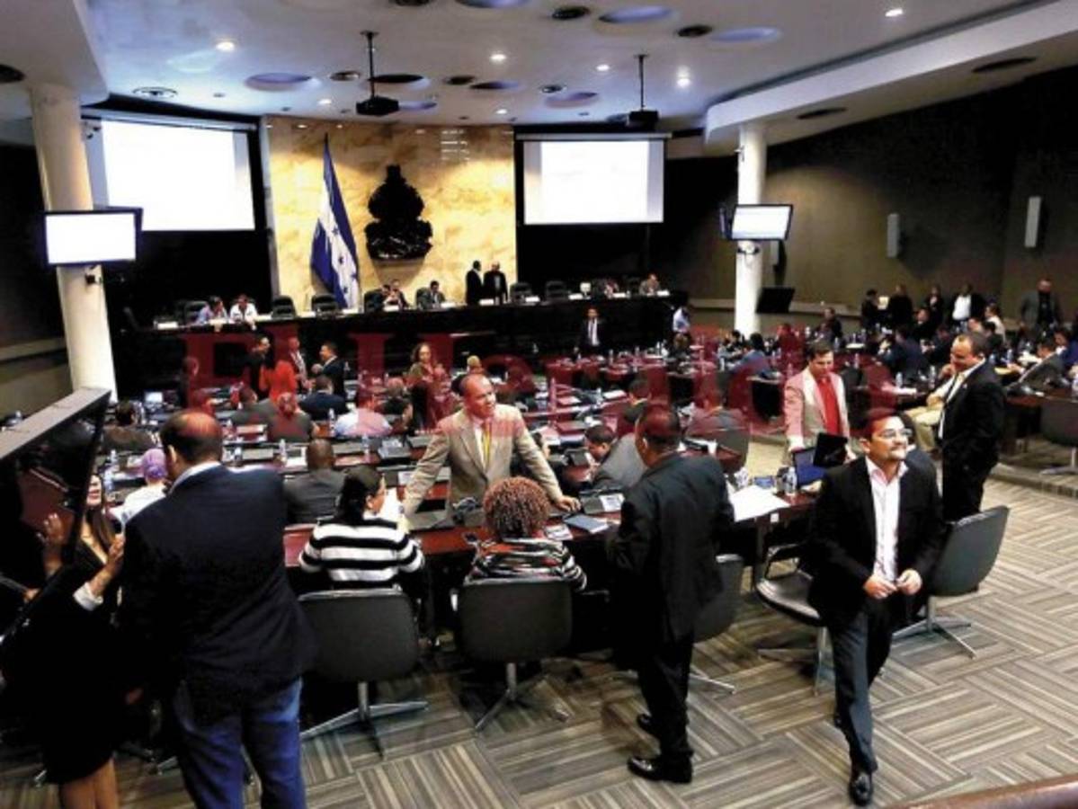 Honduras: Ningún diputado ha renunciado al aumento salarial