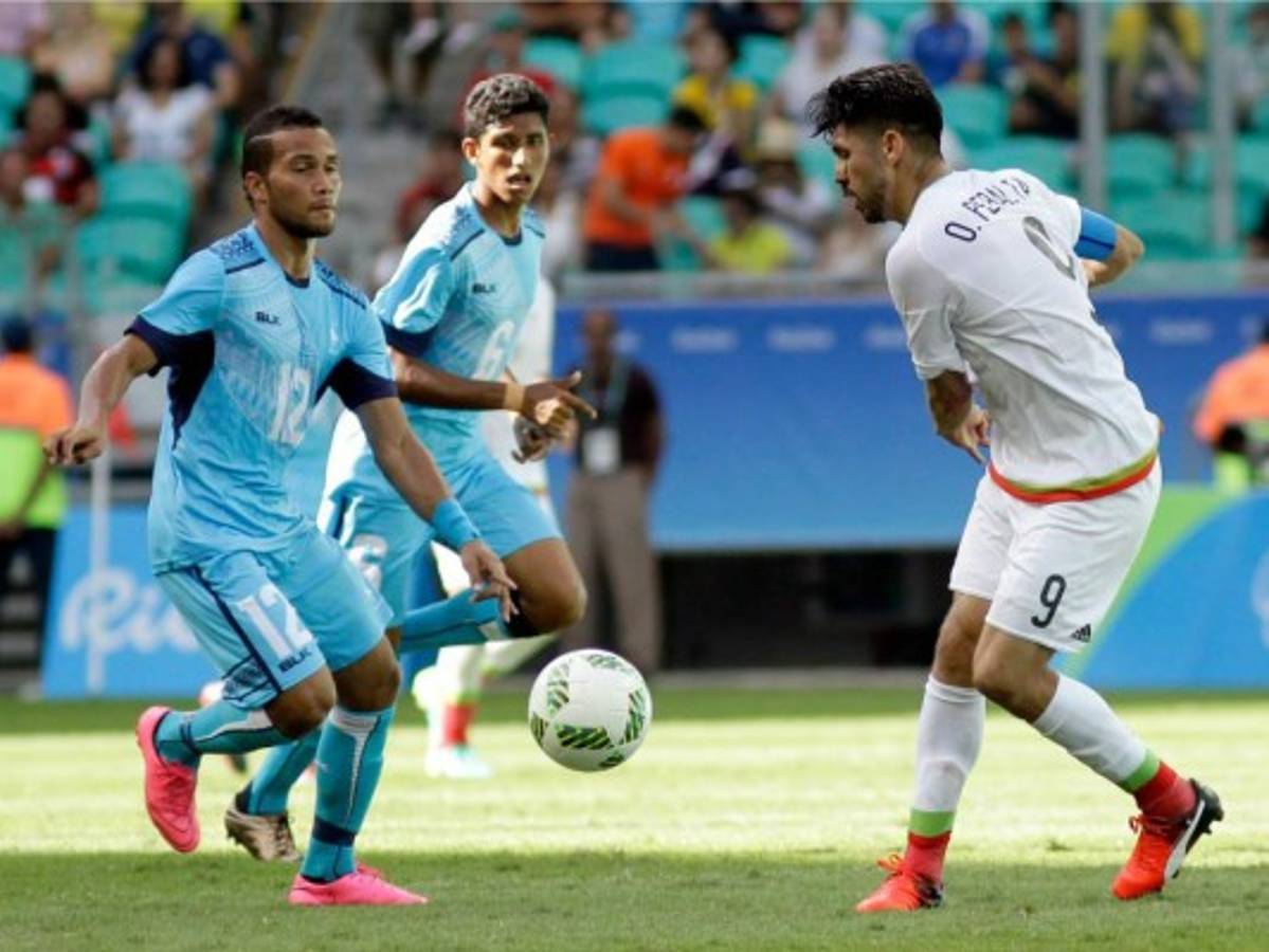 Pizarro y Oribe Peralta fracturados y fuera de Rio 2016
