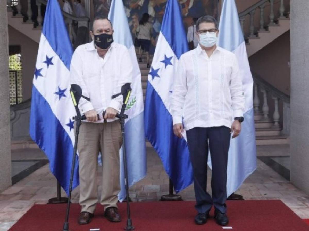 Presidente de Guatemala visita Honduras para solicitar fondos al BCIE