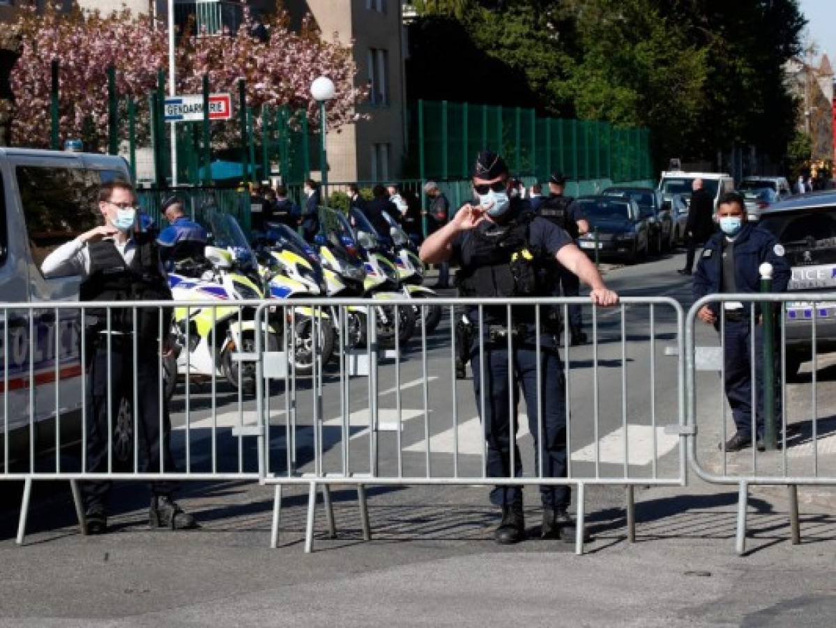 Cinco detenidos tras ataque fatal a mujer policía en Francia  