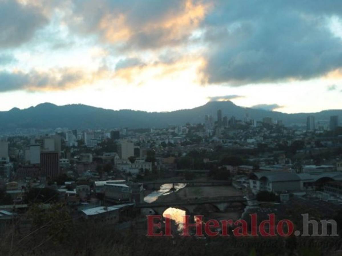 Pronostican lluvias y chubascos débiles por ingreso de masa de aire frío  
