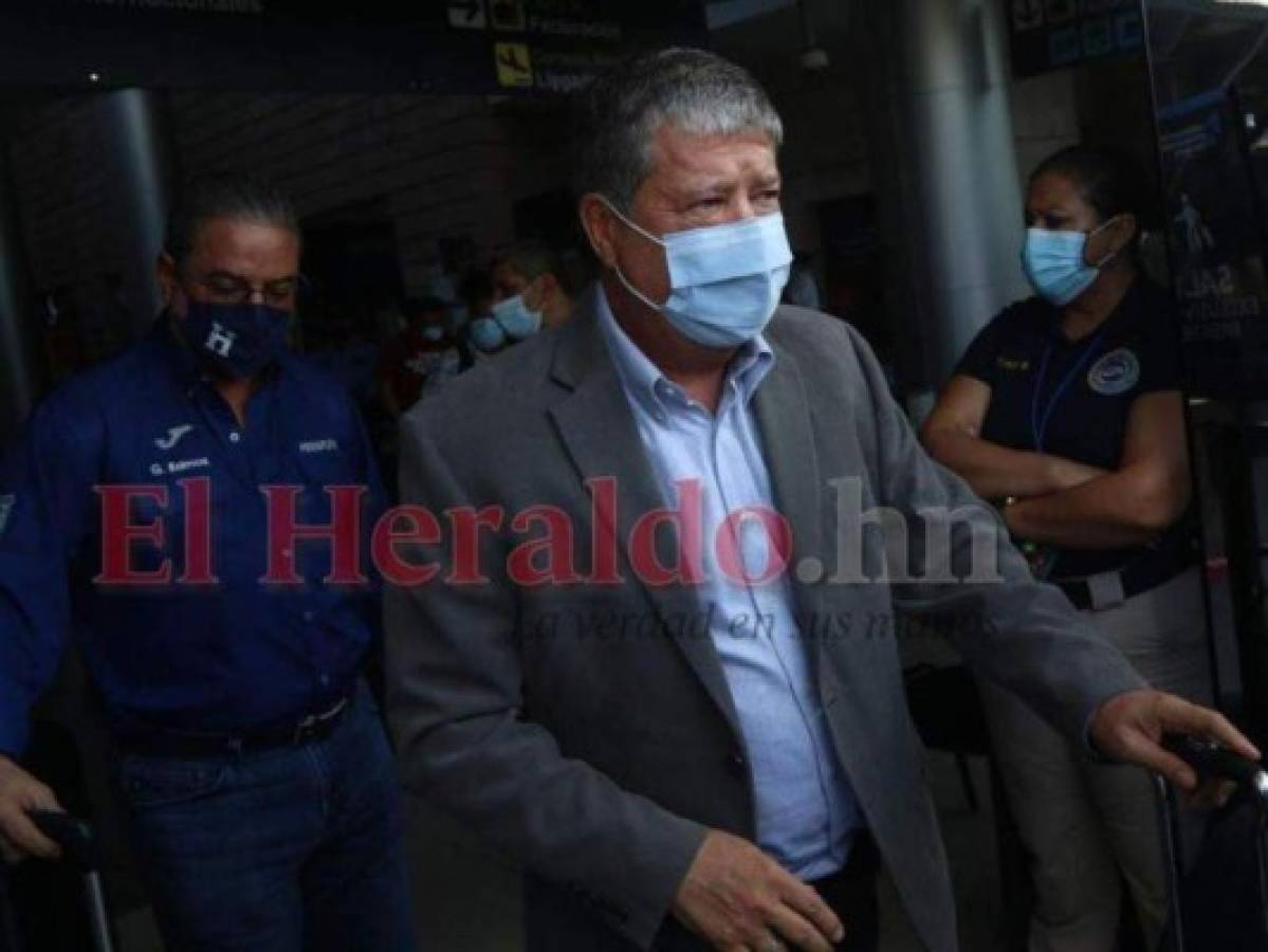 'Bolillo” Gómez arribará hasta el domingo a Honduras por problemas con boleto de avión