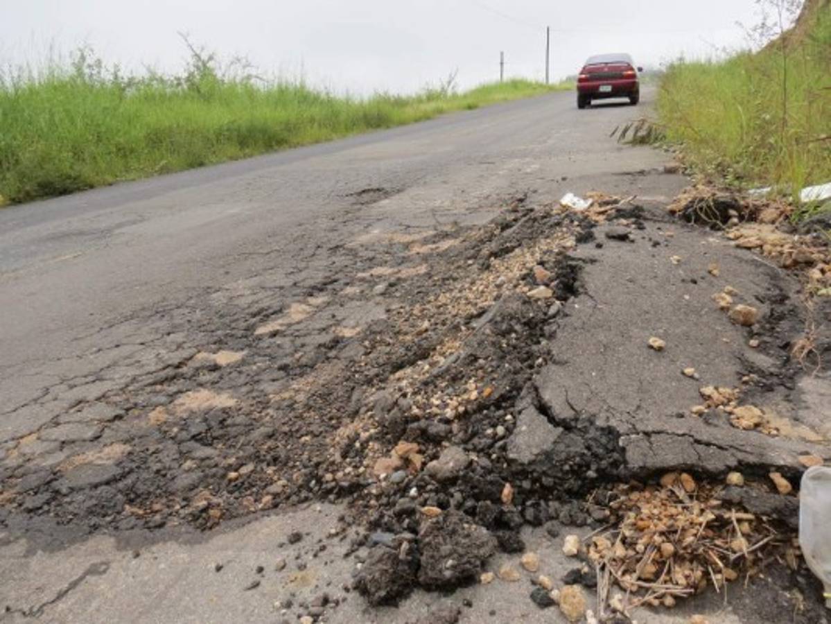 Carretera de La Paz a Marcala está llena de trampas mortales
