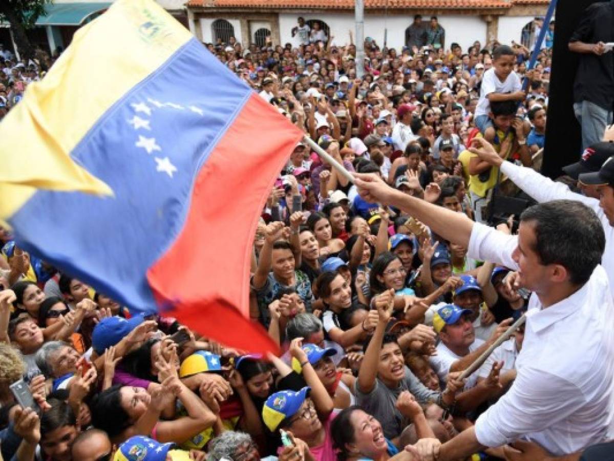 Nicolás Maduro y Guaidó miden fuerzas antes de marchas del 1 de mayo