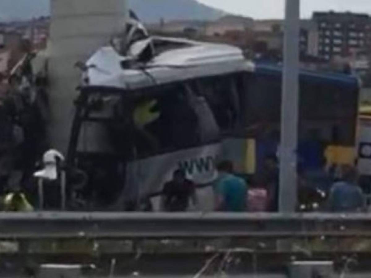 Cinco muertos en Avilés, España tras choque de autobús contra una columna