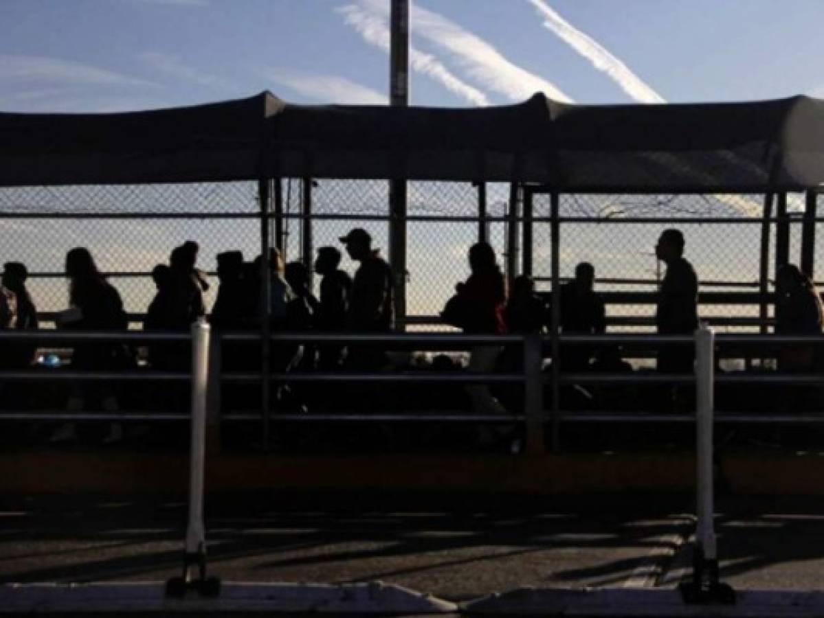 Texas no reubicará a solicitantes de asilo en terceros países seguros