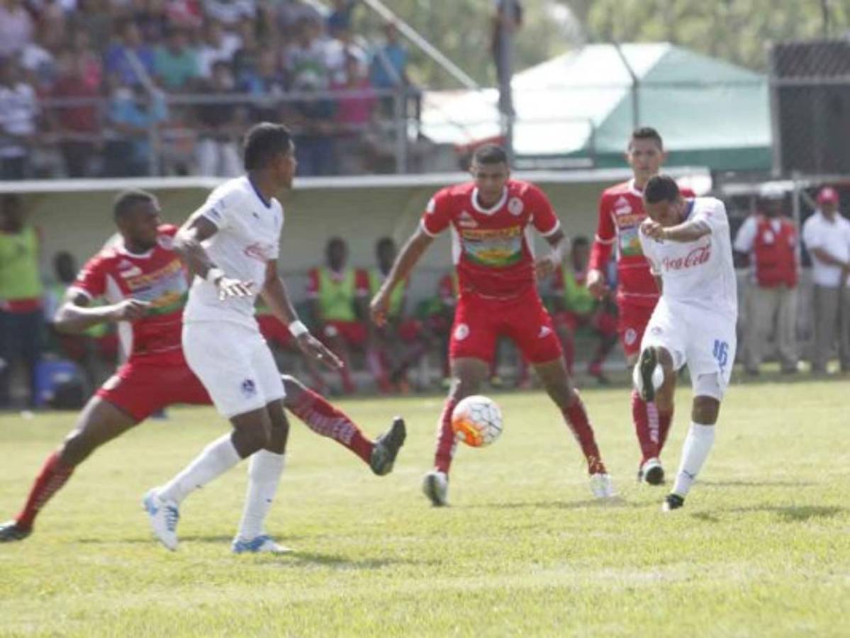 'Esta vez no vamos a apoyar a Elencoff': Martínez