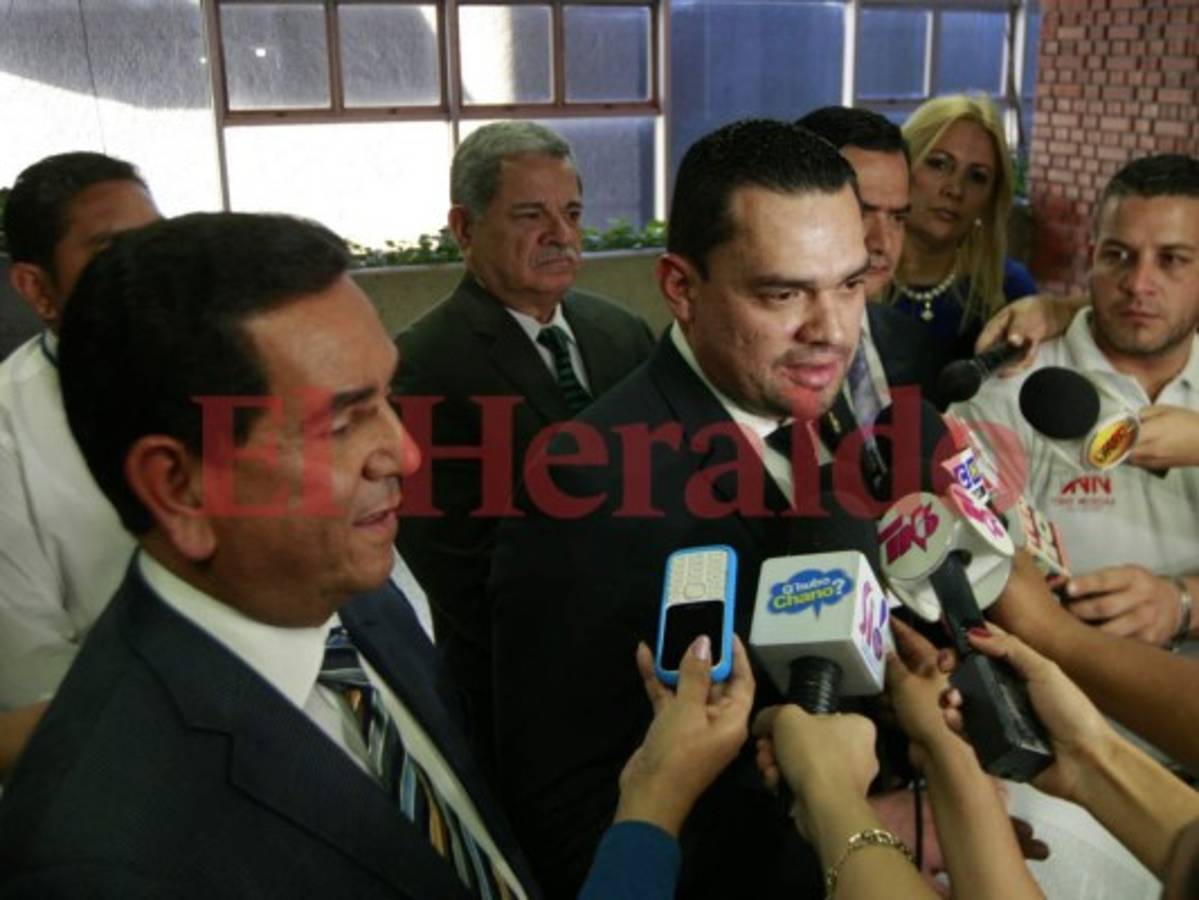 Diputados se presentan a la Ufecic para saber si son investigados por la reforma a la Ley de Presupuesto