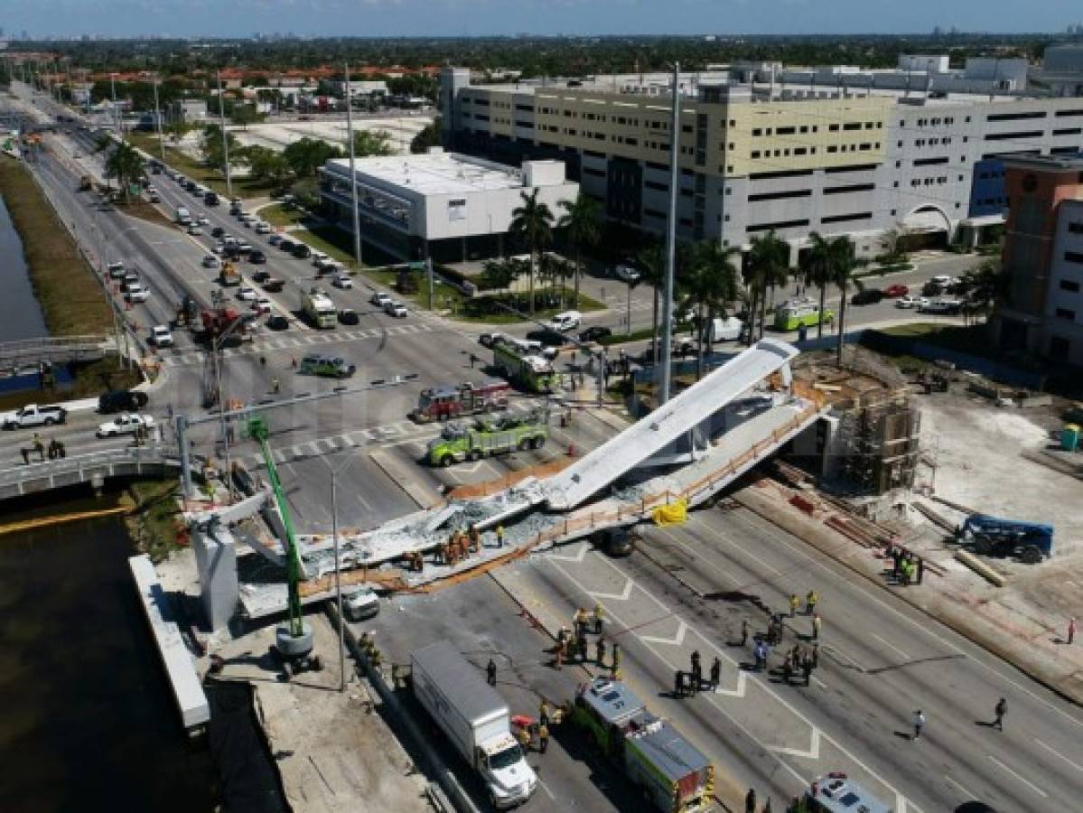 Colapso de puente peatonal en Miami deja al menos seis muertos