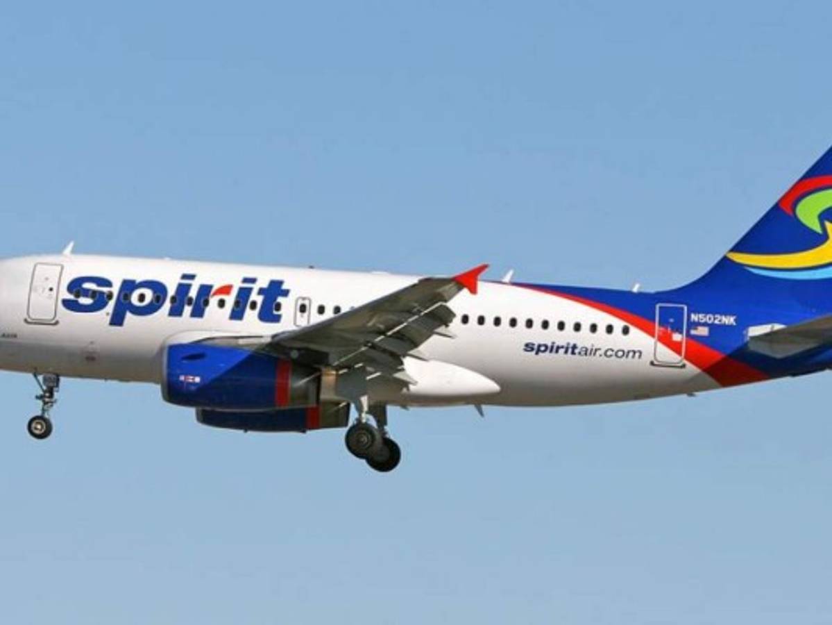 Venezuela reanuda vuelos a cuatro países tras cuarentena