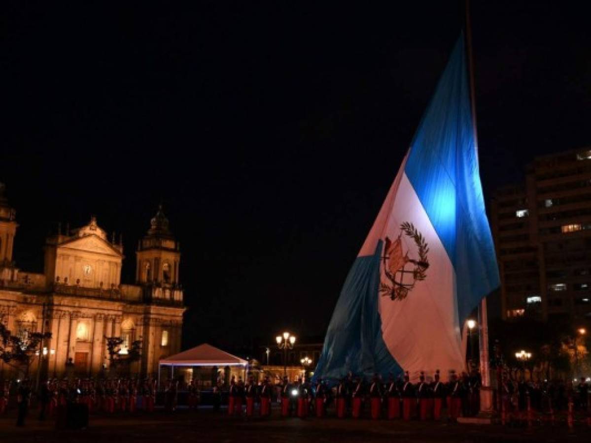 A punto de reabrir las fronteras, Guatemala supera los 3,000 muertos por covid-19