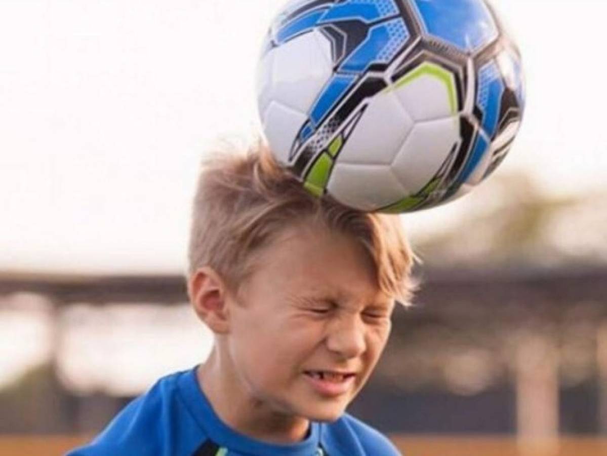 Inglaterra, Escocia e Irlanda prohíben el juego de cabeza en el fútbol infantil