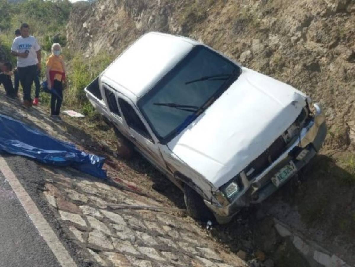 Una mujer muerta y cuatro heridos dejó accidente de tránsito en Cantarranas