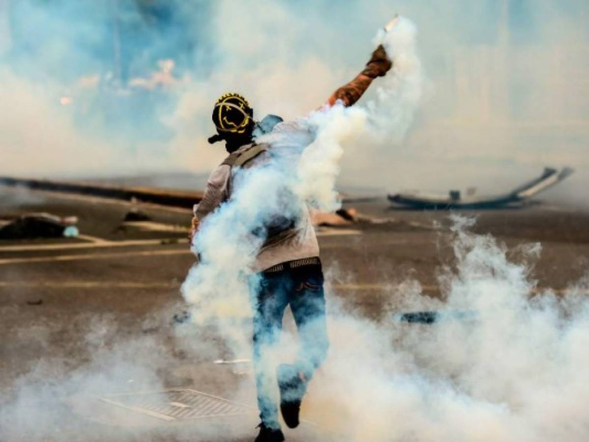 Así salieron a las calles los manifestantes. Foto AFP