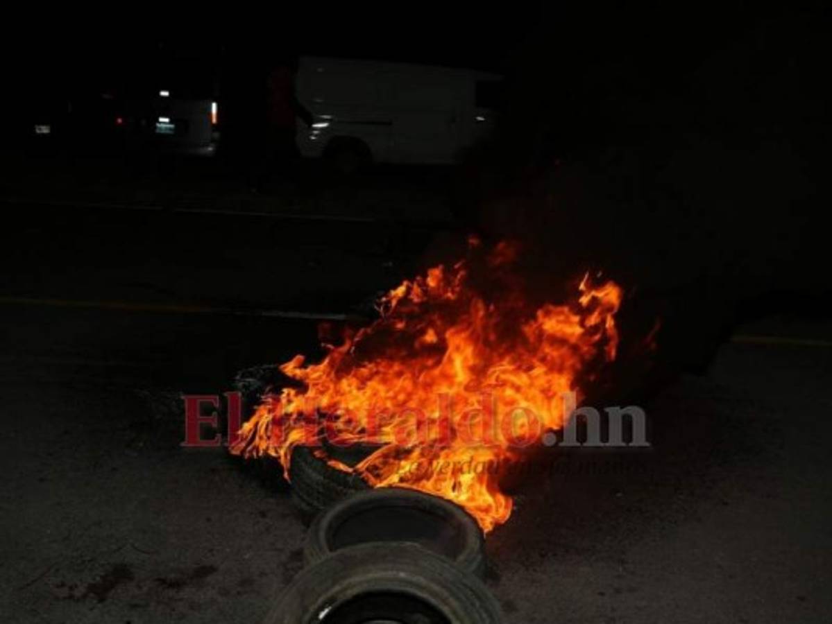 Así lucen las calles del pintoresco Cantarranas este sábado. Foto: David Romero| EL HERALDO