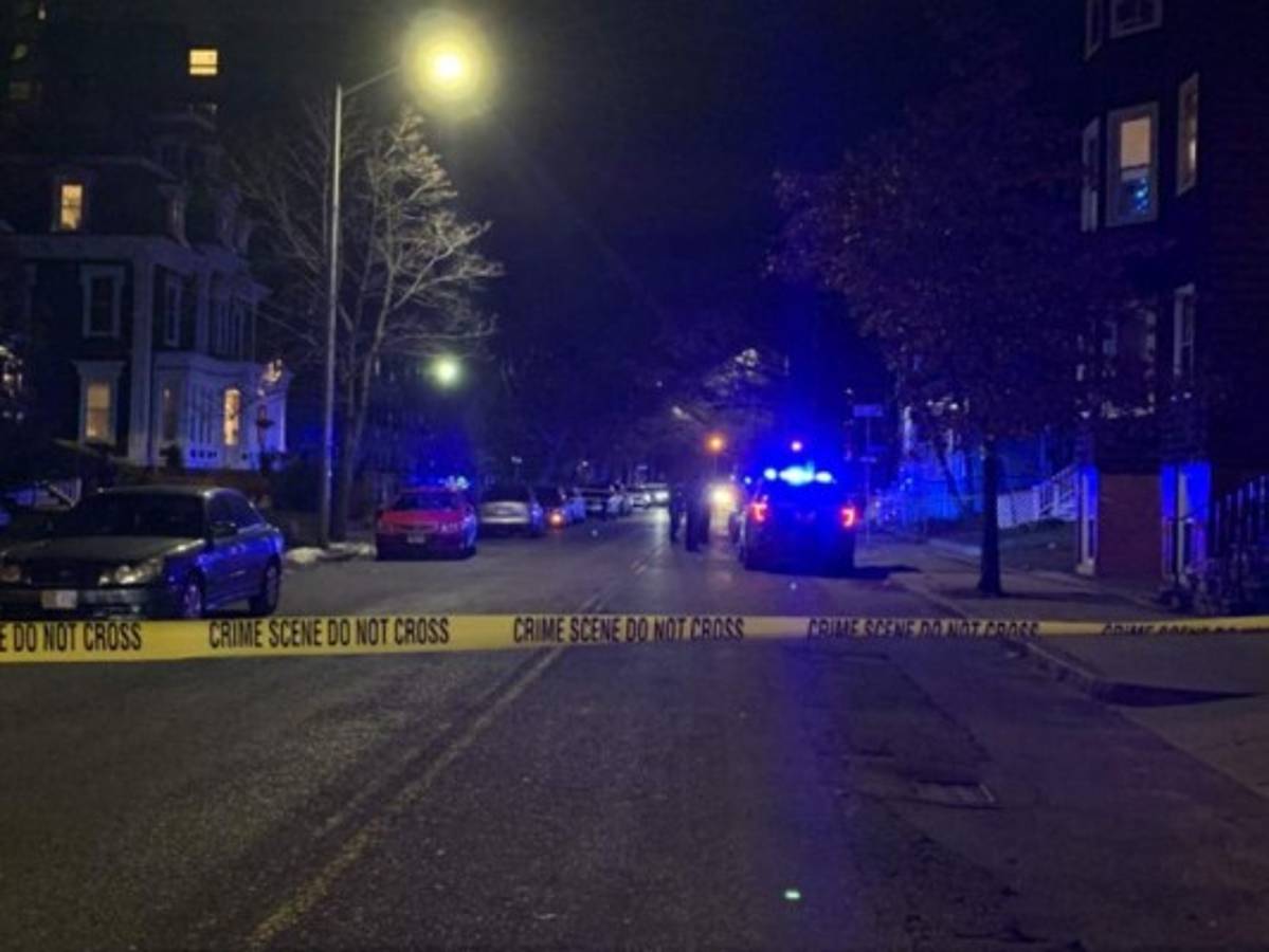 Grabación de video musical termina en tiroteo, un muerto y cinco heridos