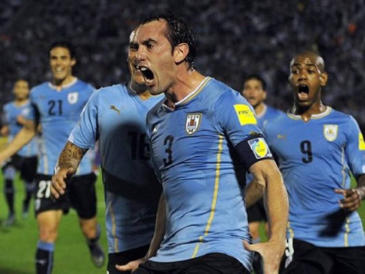 Uruguay, sin Giménez ni Suárez para amistosos contra Corea y Japón