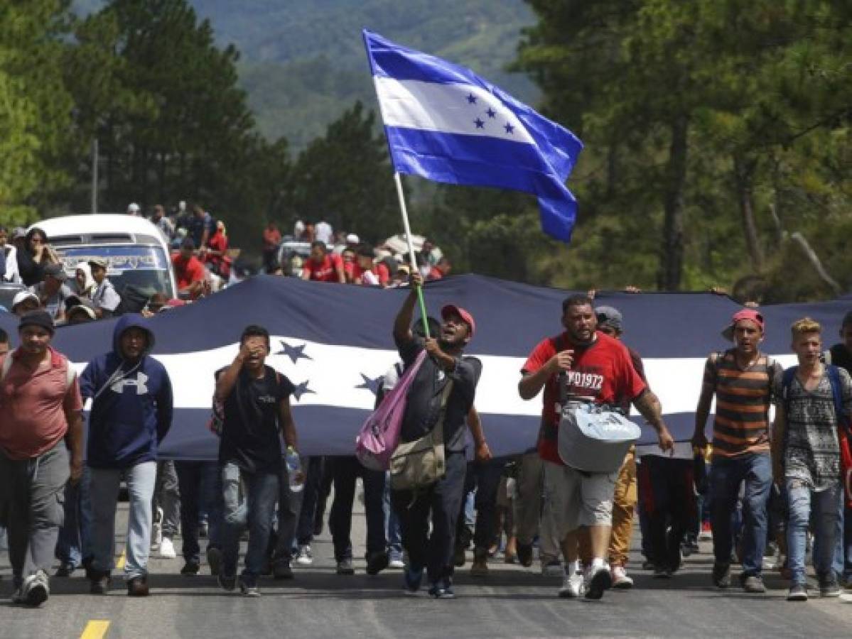 Caravana de migrantes tiene en conflicto a Estados Unidos y la región