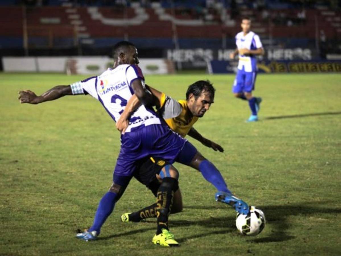 Real España rescata un punto ante Victoria