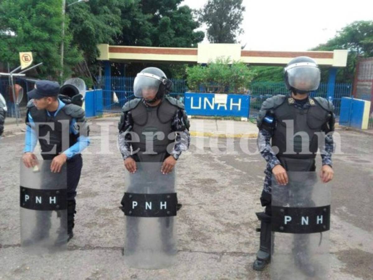 Estudiantes desalojaron pacíficamente la UNAH, luego de haberse violentado autonomía