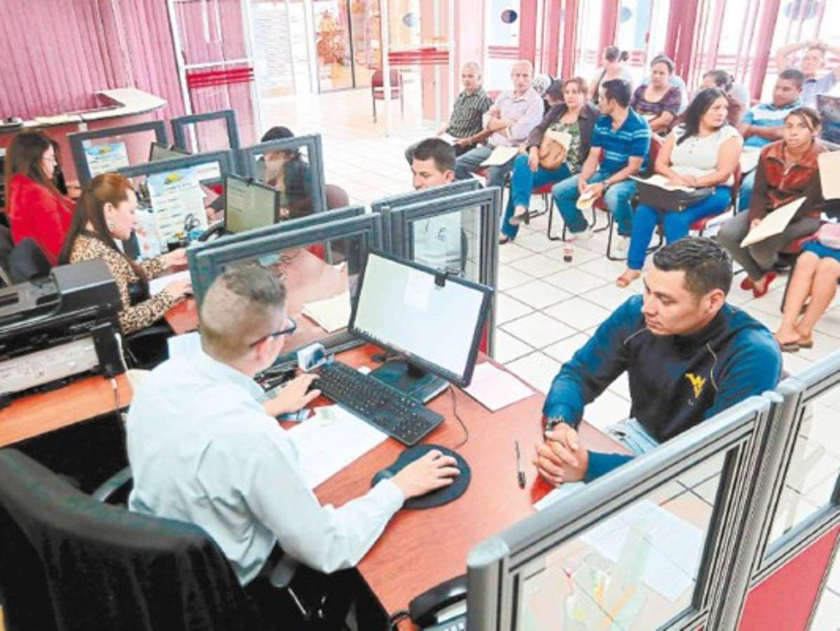 Bancada pide incluir acuerdo del CES