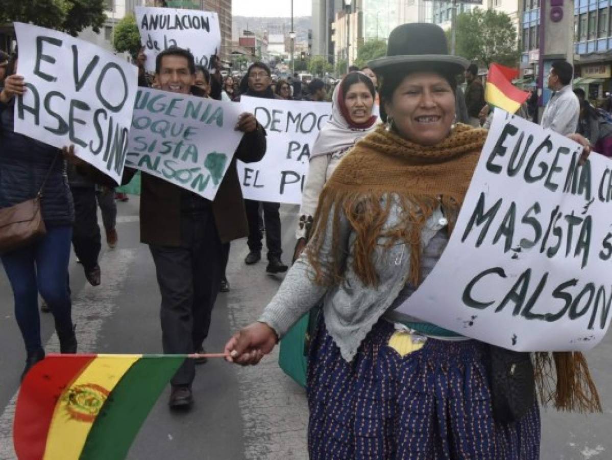 Una treintena de heridos en protestas contra Evo Morales en Bolivia